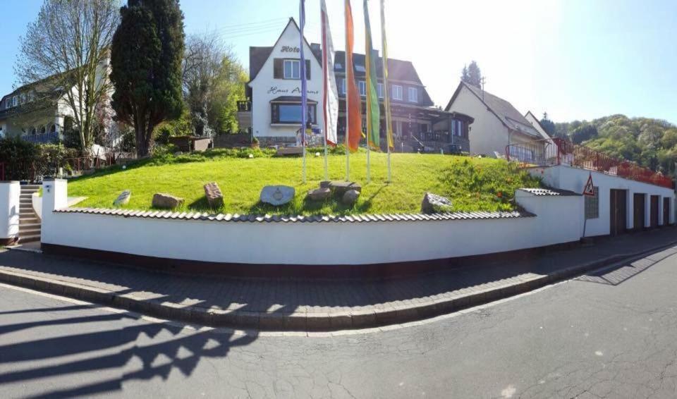 Haus Adams - Das Wohlfuehl Gaestehaus Boppard Exterior photo